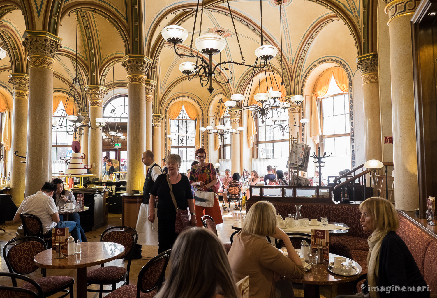 d6_4_cafe-central_20160618_04_developed